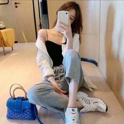 迪·卡瓦尔坎蒂 封面
